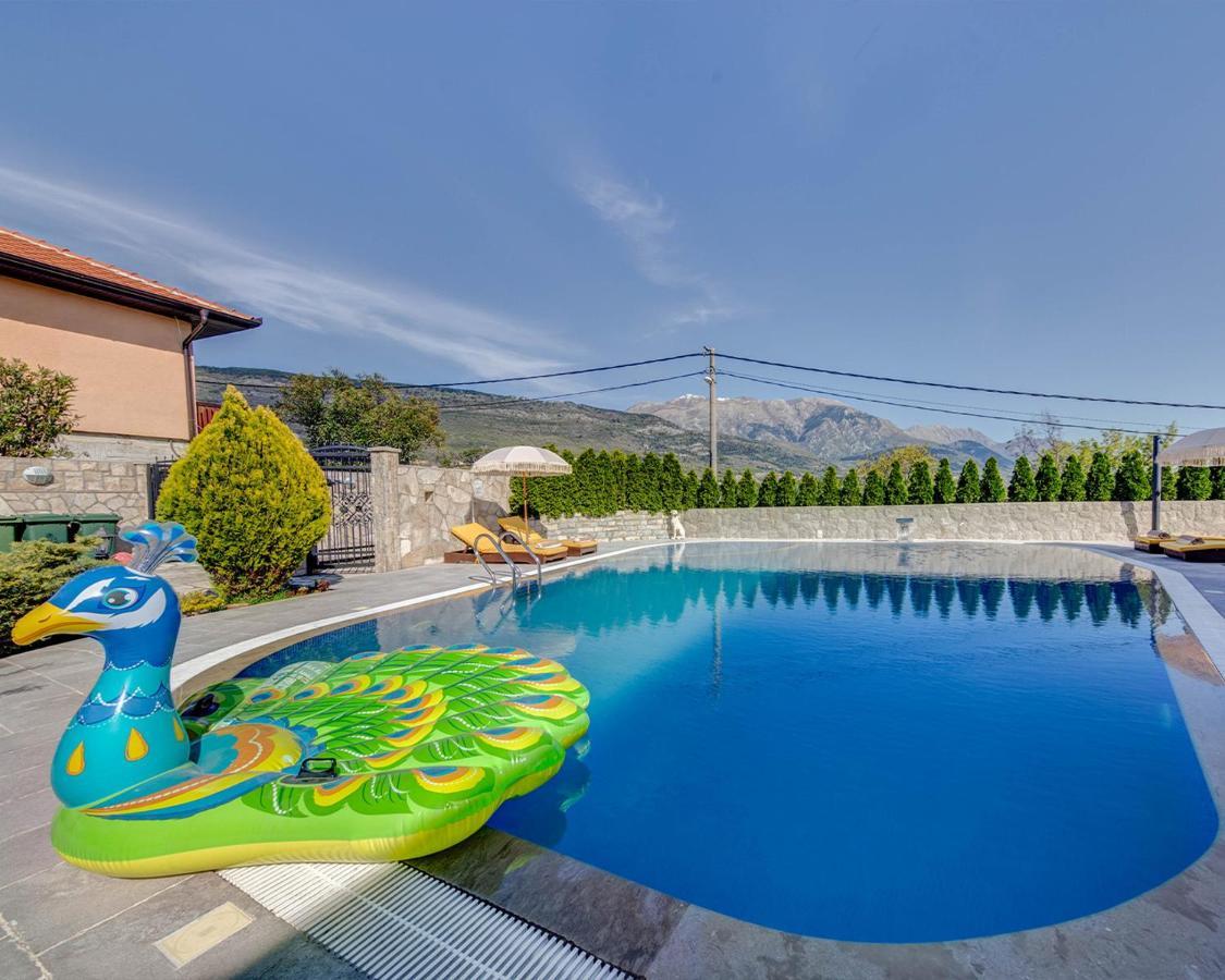 Villa Ilijana Тиват Екстериор снимка