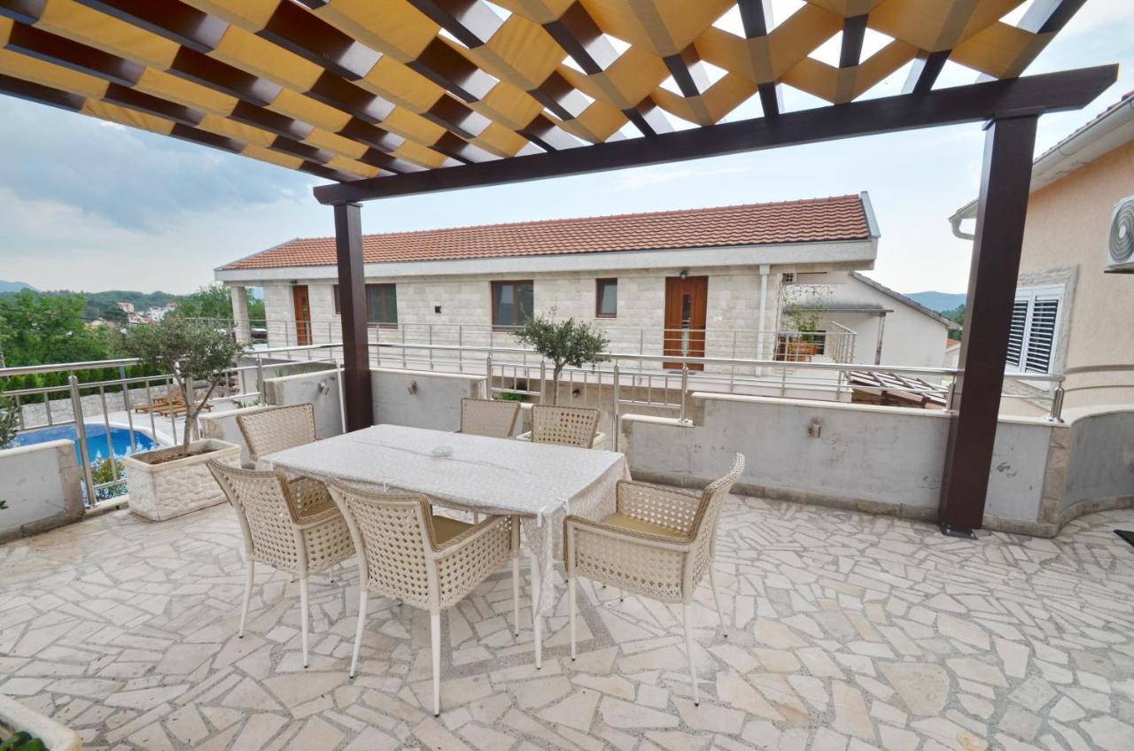 Villa Ilijana Тиват Екстериор снимка