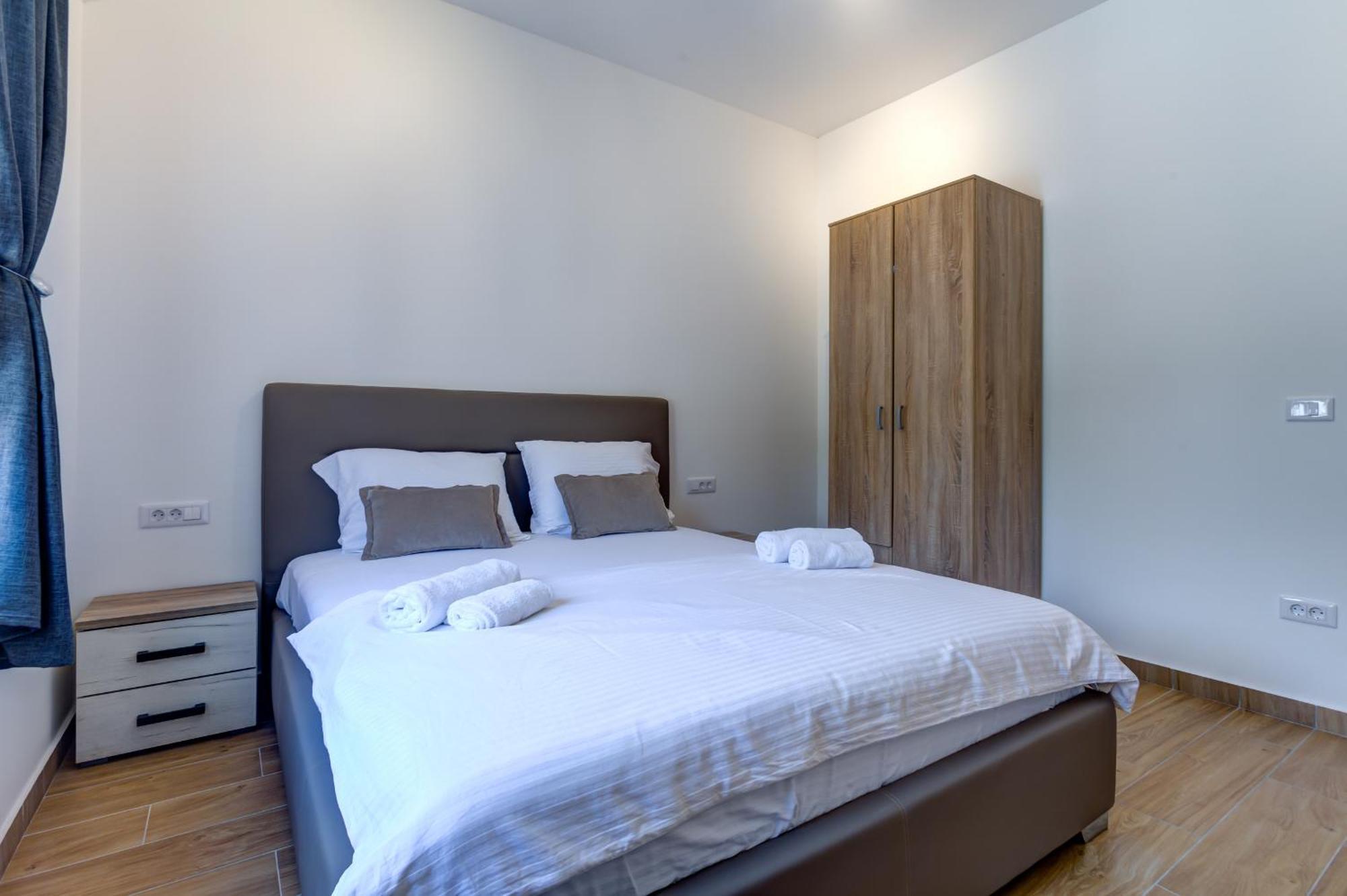 Villa Ilijana Тиват Екстериор снимка