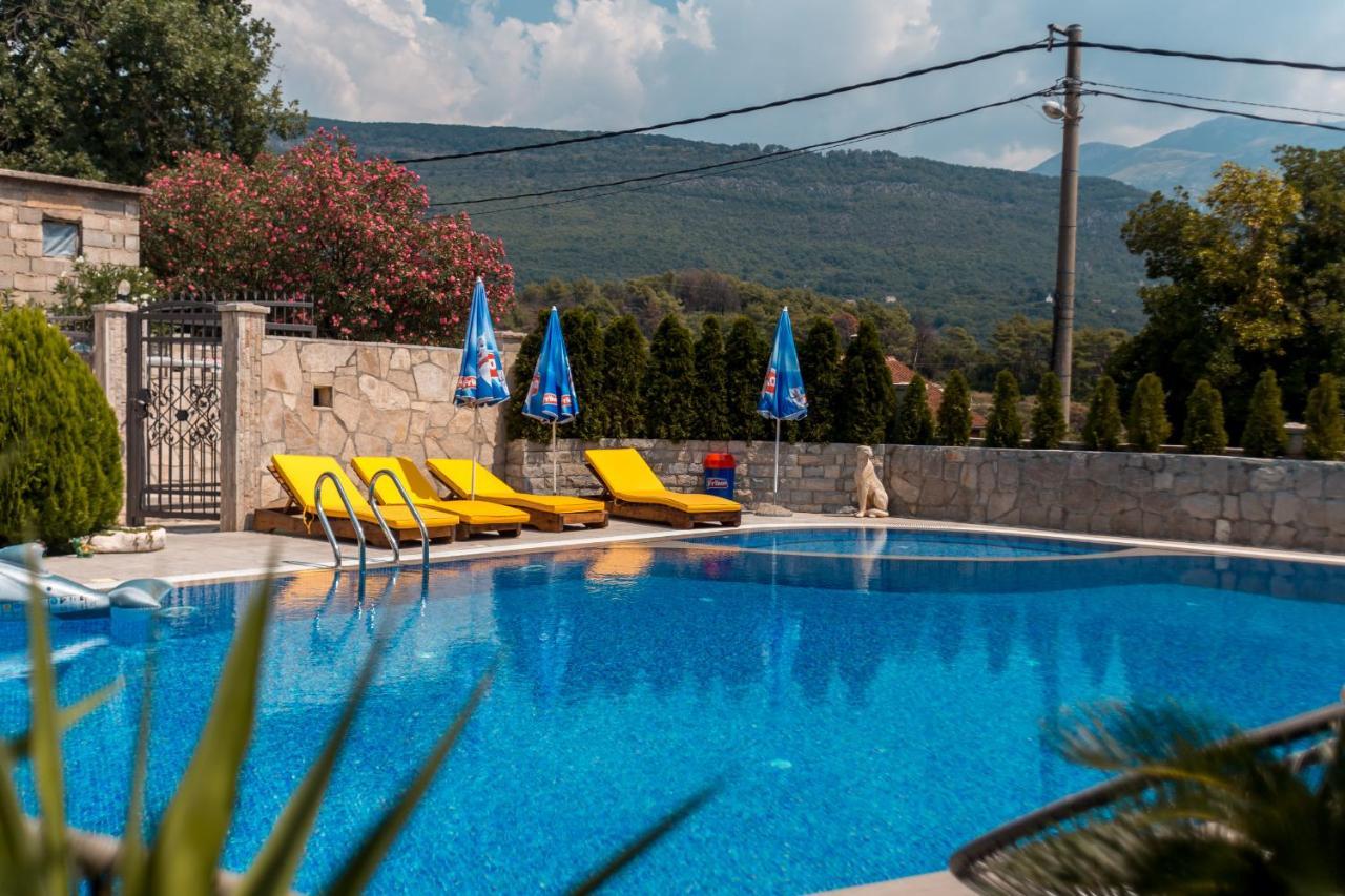 Villa Ilijana Тиват Екстериор снимка