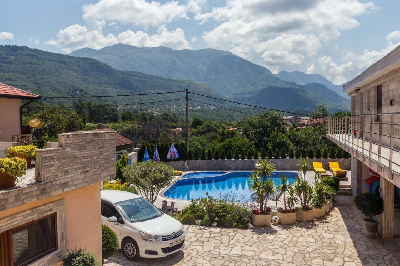 Villa Ilijana Тиват Екстериор снимка